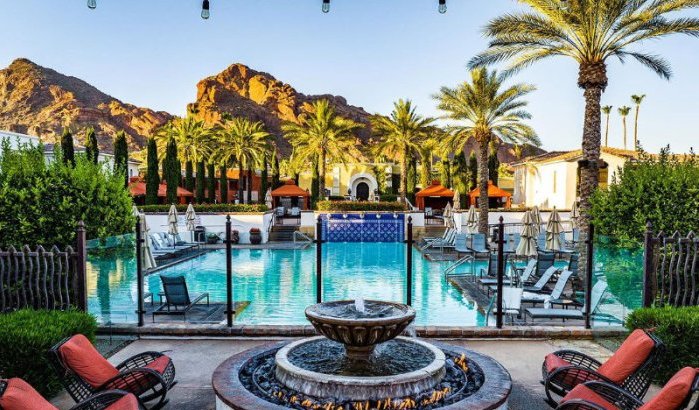 Marokkaanse luxe in Arizona woestijn (foto's)