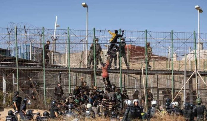 Bestorming Melilla: Marokkaanse agenten grepen in aan Spaanse kant 