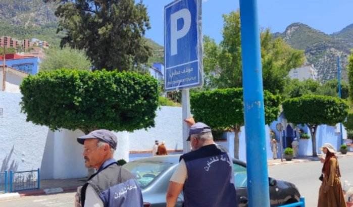 Chefchaouen verjaagt parkeermaffia met gratis parkeren