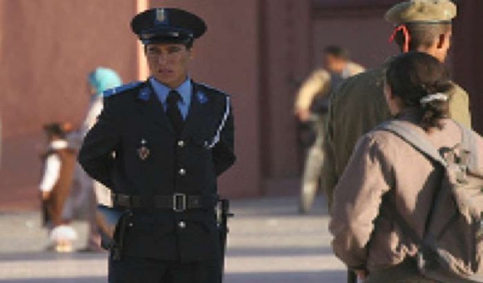 Politiebaas Fez geschorst door fout in uniform 