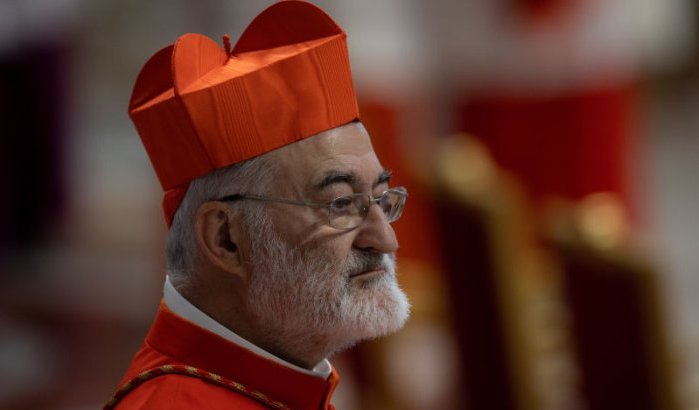 Aartsbisschop Rabat Bedankt voor Pausschap: "Ik Vlucht naar Sicilië"