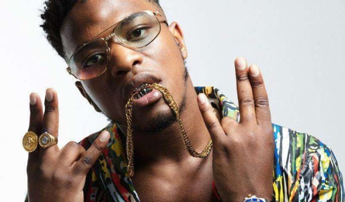 Rapper Niska naar Marokko gevlucht