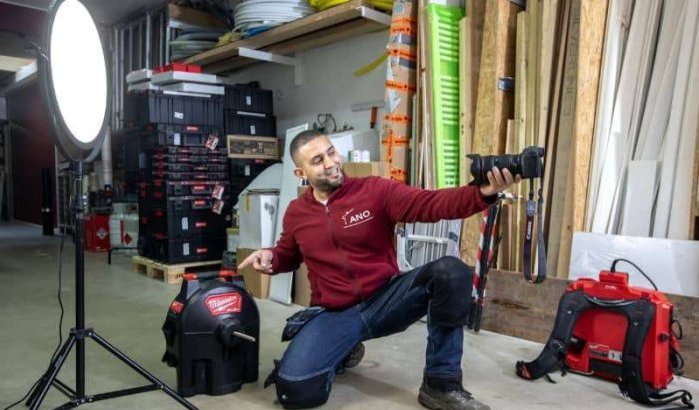 Loodgieter Anouar is superster in Nederland