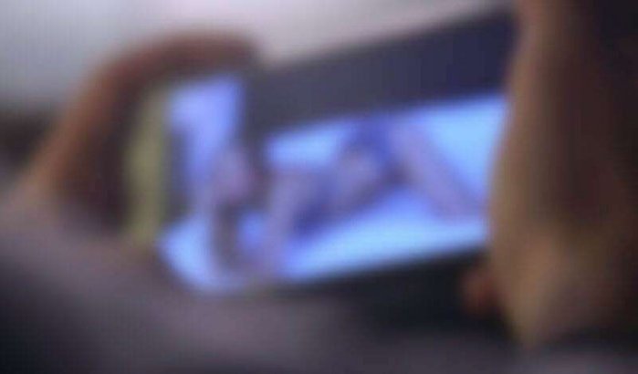 Marokko: leerling toont pornofilmpje tijdens online les