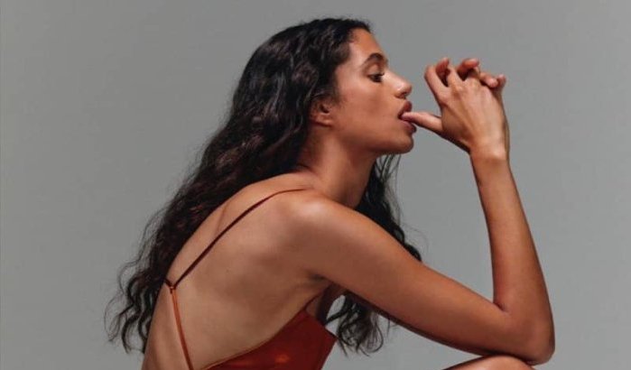 Malika El-Maslouhi nieuwe muze voor Dundas-collectie