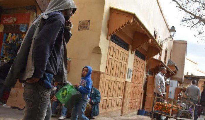 Twee jaar celstraf voor kussen toeriste in Fez