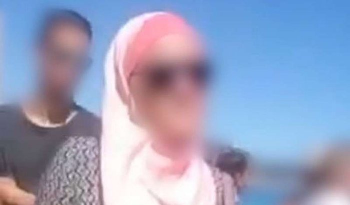 Moslima krijg boete om gewone hoofddoek op Franse strand