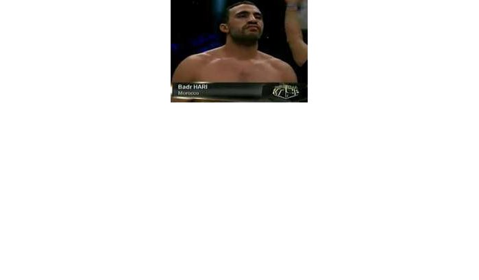 Badr Hari wint van Ignashov in Moskou