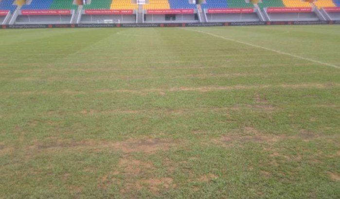 Wedstrijd Marokko-Egypte: grasveld stadion in ellendige staat (foto's)