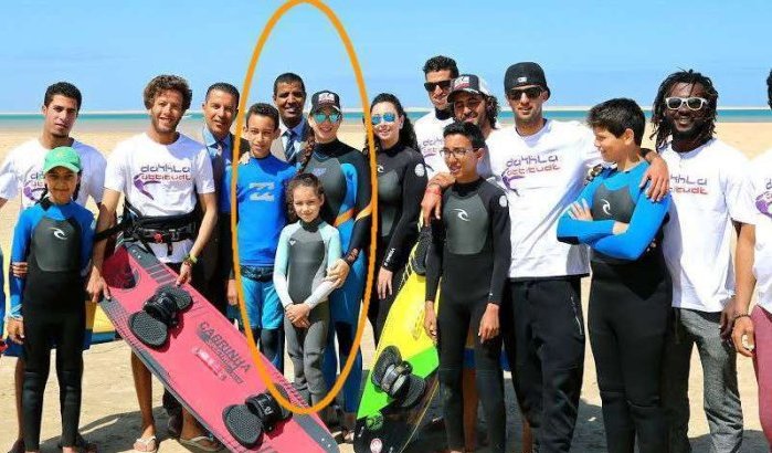 Lalla Salma en kinderen surfen in Dakhla (foto's)