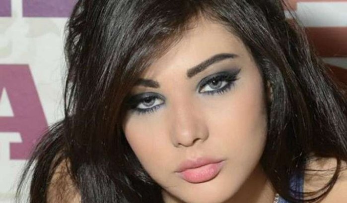 Onderging Ibtissam Tiskat plastische chirurgie? (video)