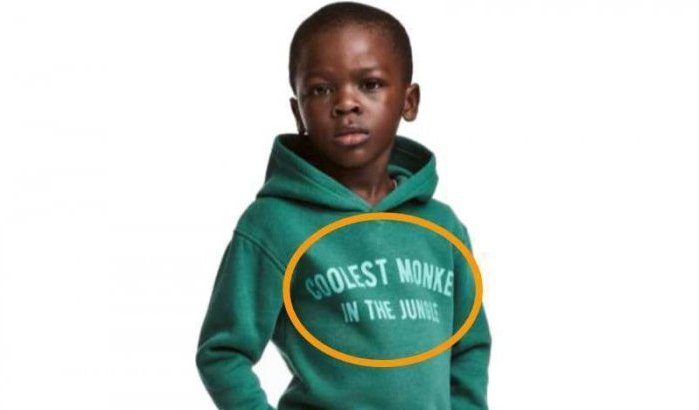 H&M maakt racistische blunder (foto)