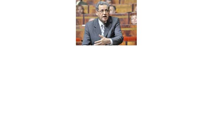 Minister Laenser reageert op lijst verboden namen 