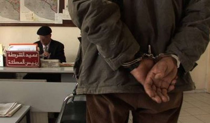 Zestigjarige pedofiel doet zelfmoordpoging in commissariaat Marokko 