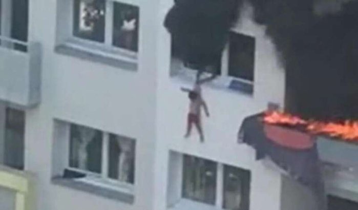 Walid en Mouhsine redden kinderen uit brandend woning in Frankrijk (video)