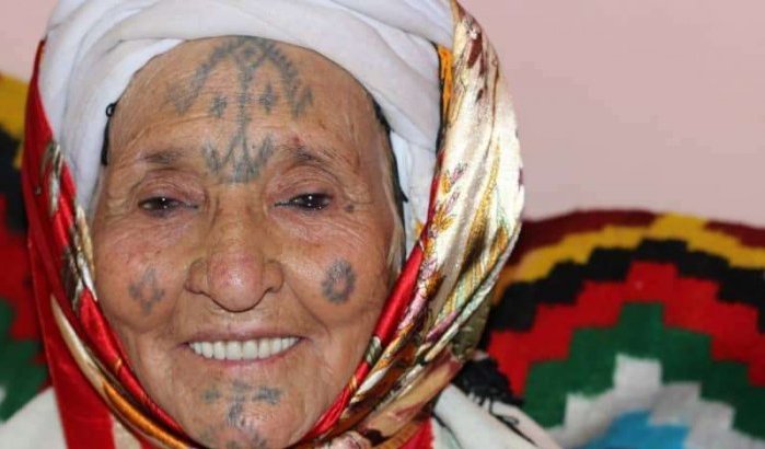 Documentaire "Tagzzayt" geeft inzicht in Amazigh-tatoeages