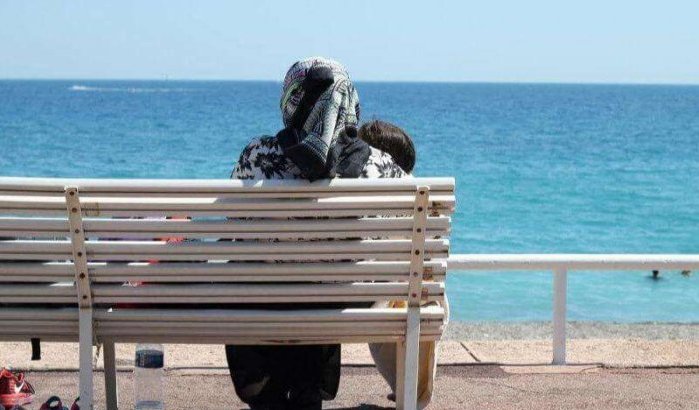Frankrijk: man doet aangifte nadat restaurant vrouw weigert door hoofddoek