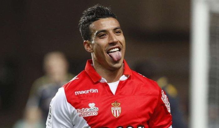 Nabil Dirar geschorst na 'kopstoot' aan scheidsrechter