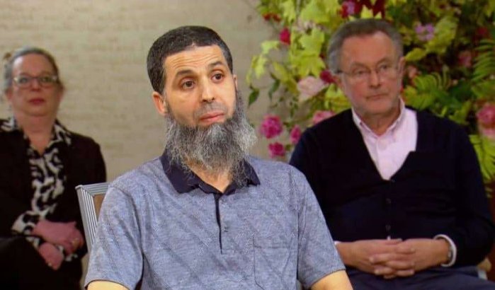 Kijkers helpen Haagse Hamid na uitspraak tv-rechter Frank Visser
