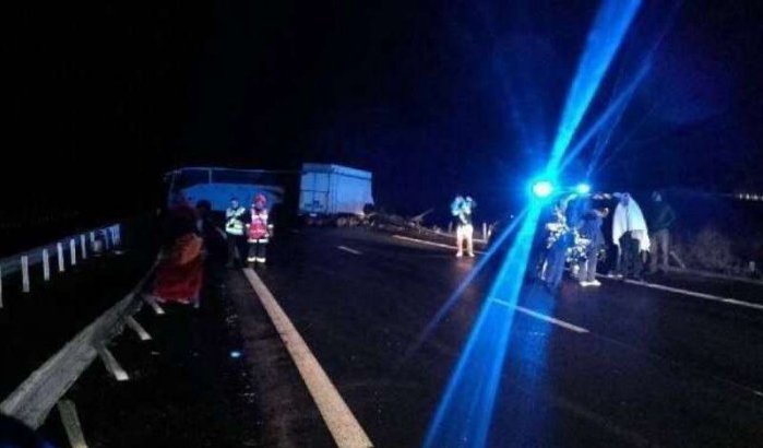 Frankrijk: negen gewonden bij ongeval met minibusjes uit Marokko (foto)