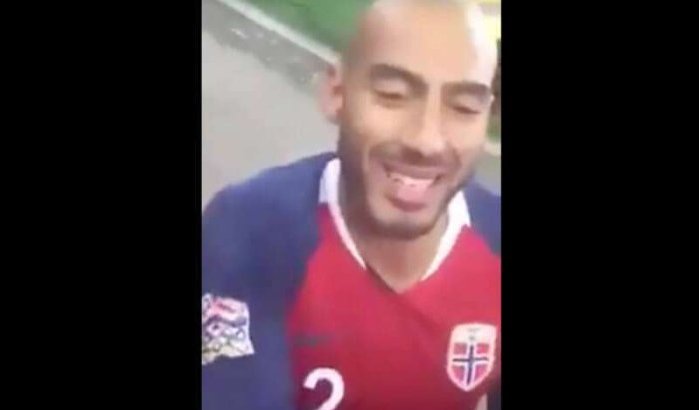 Spelers Noors elftal roepen "Leve de Rif" tijdens wedstrijd (video)