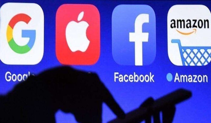 Marokko gaat oorlog aan met Facebook en Google