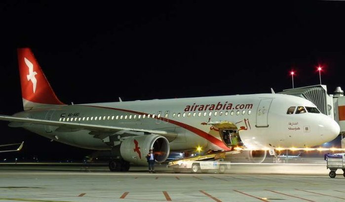 Cockpitraam A320 Amsterdam/Tanger vliegt open tijdens opstijgen