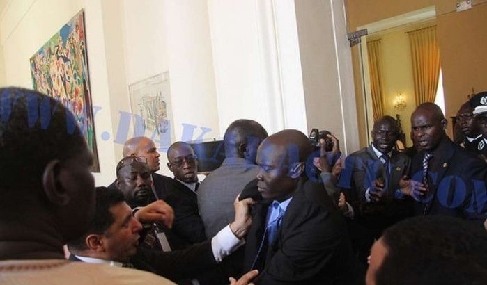 Handgemeen tussen lijfwachten Mohammed VI en Senegalese president