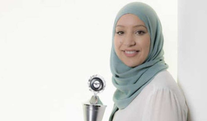 Nora El Abdouni, sociaal werkster van het jaar in Nederland