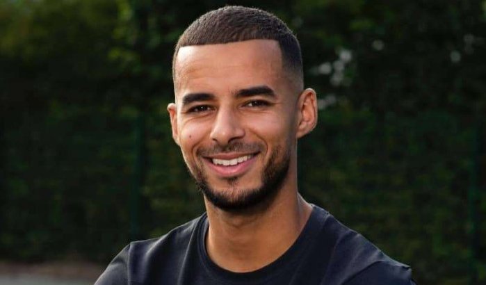 Utrechtse Redouan is voetbalprof en steunpilaar voor honderden kinderen