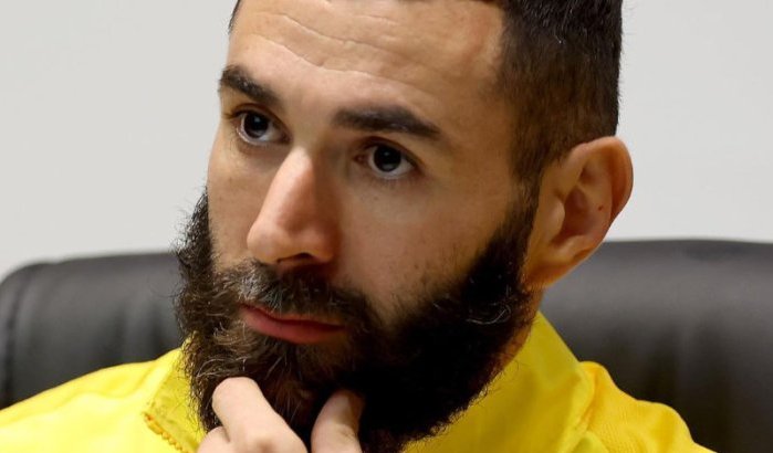 Marokkaanse speler brengt Karim Benzema ten val