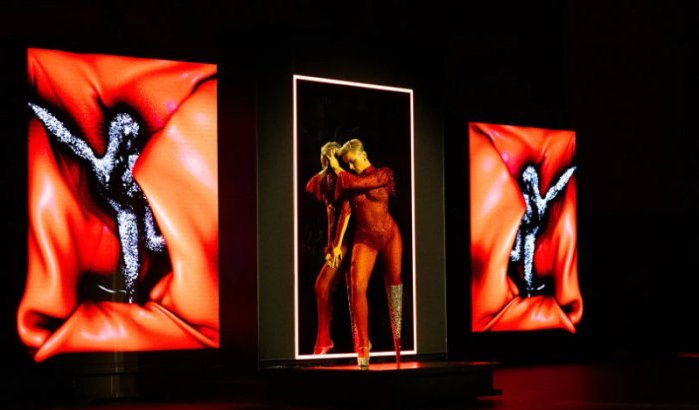 Christian Louboutin en Sidi Larbi Cherkaoui schitteren in Parijs (video)