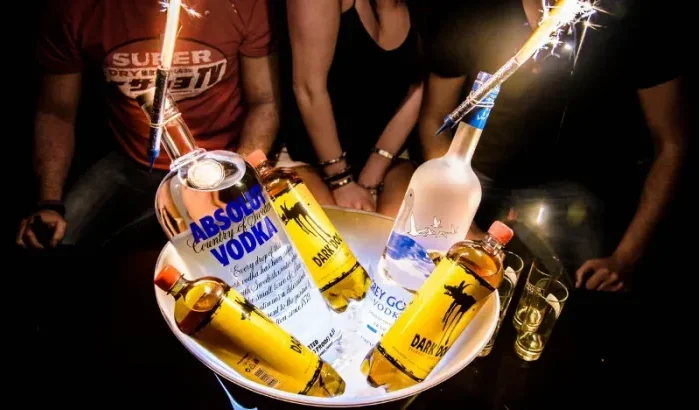 Nachtclub in Marrakech gesloten na misbruik volkslied voor alcoholpromotie
