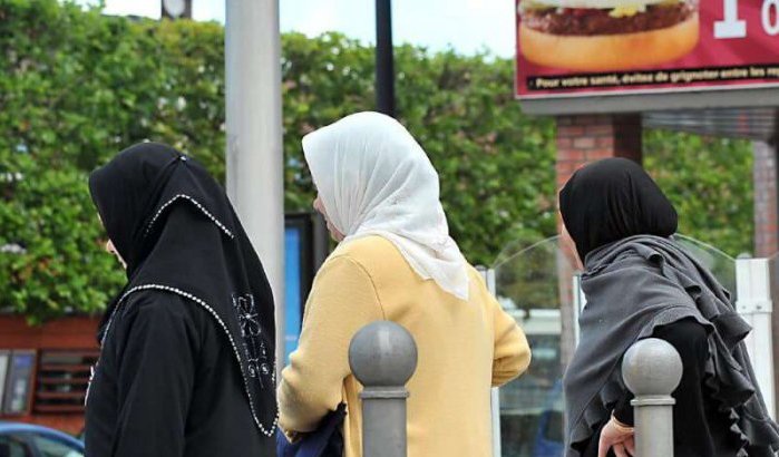 Moslima overlijdt nadat hoofddoek in mixer verstrikt raakt