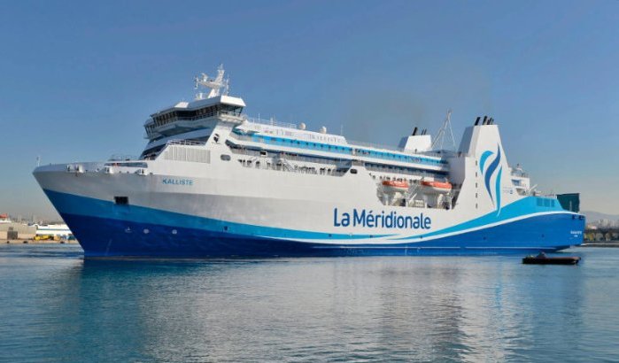 Boot uit Frankrijk vast in Tanger Med door bedluizen