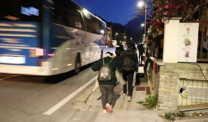 Bus met migranten uit Marokko tegengehouden in Parijs