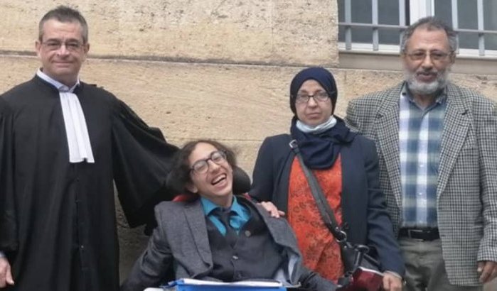 Amine, briljante gehandicapte student, mag in Frankrijk blijven
