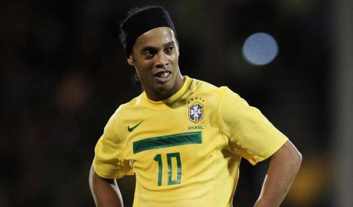 Raja Casablanca wilde Ronaldinho contacteren