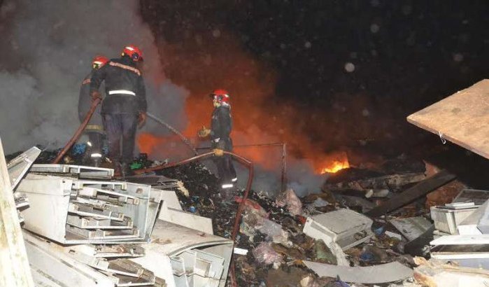 Grote brand in krottenwijk Casablanca (video)