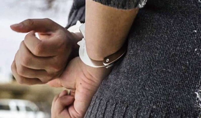 Vrouw in Tanger met 1400 drugspillen gepakt