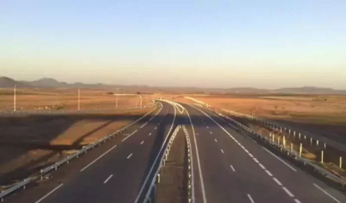 Marokko bouwt snelweg Guercif-Nador