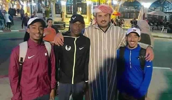 Emir Qatar in djellaba in Ifrane (foto)