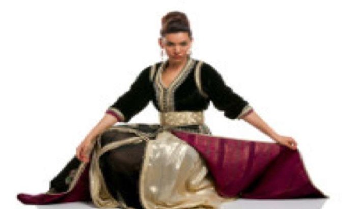 Zahia El Jaouhari geeft kaftandefilé in Berlijn