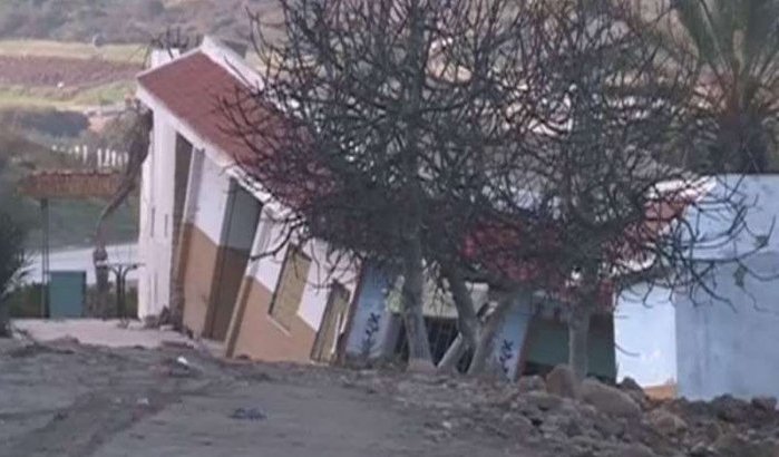 Restaurant in Tetouan verdwijnt na aardverschuiving (video)