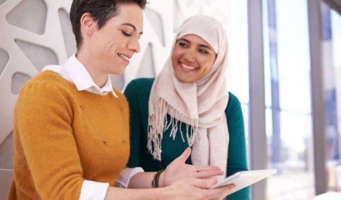 Steeds meer niet moslims vasten mee met collega's in Nederland