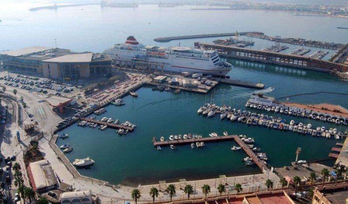 Marokkaanse vrouwen met baby en 11.000 euro betrapt in Melilla
