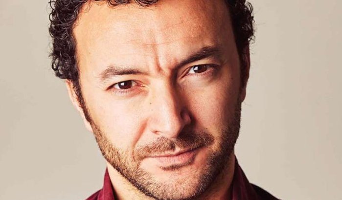 Nasrdin Dchar presenteert nieuwe soloshow "Dad"