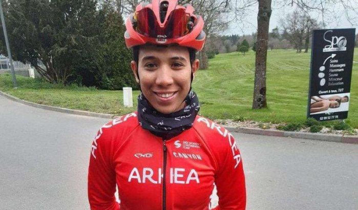Marokkaanse Fatima El Hayani, eerste Arabische wielrenster die met profteam tekent