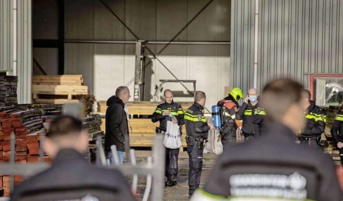 Amsterdamse politie onderschept 2000 kilo cocaïne, Marokkaan gearresteerd