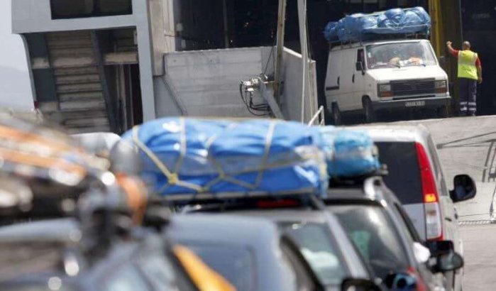 Massale aankomst wereld-Marokkanen in Sebta en Algeciras